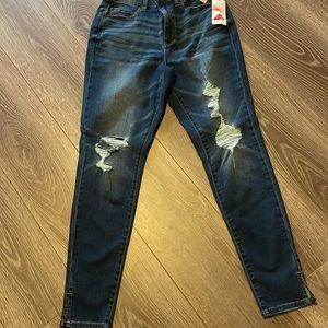 New Women’s Dark Wash Destructed Jeans Jeggings